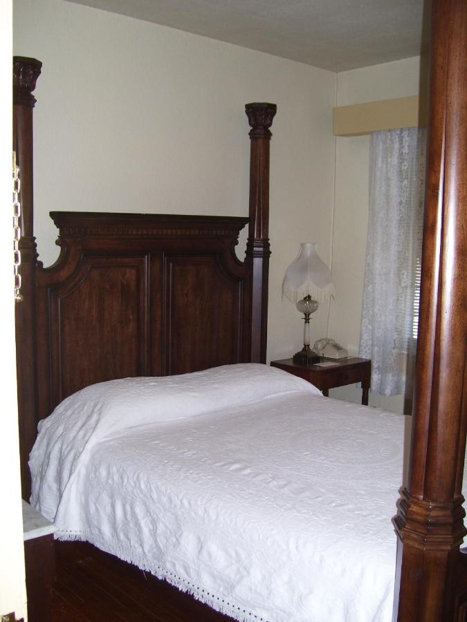 | Inn at the Olde Silk Mill