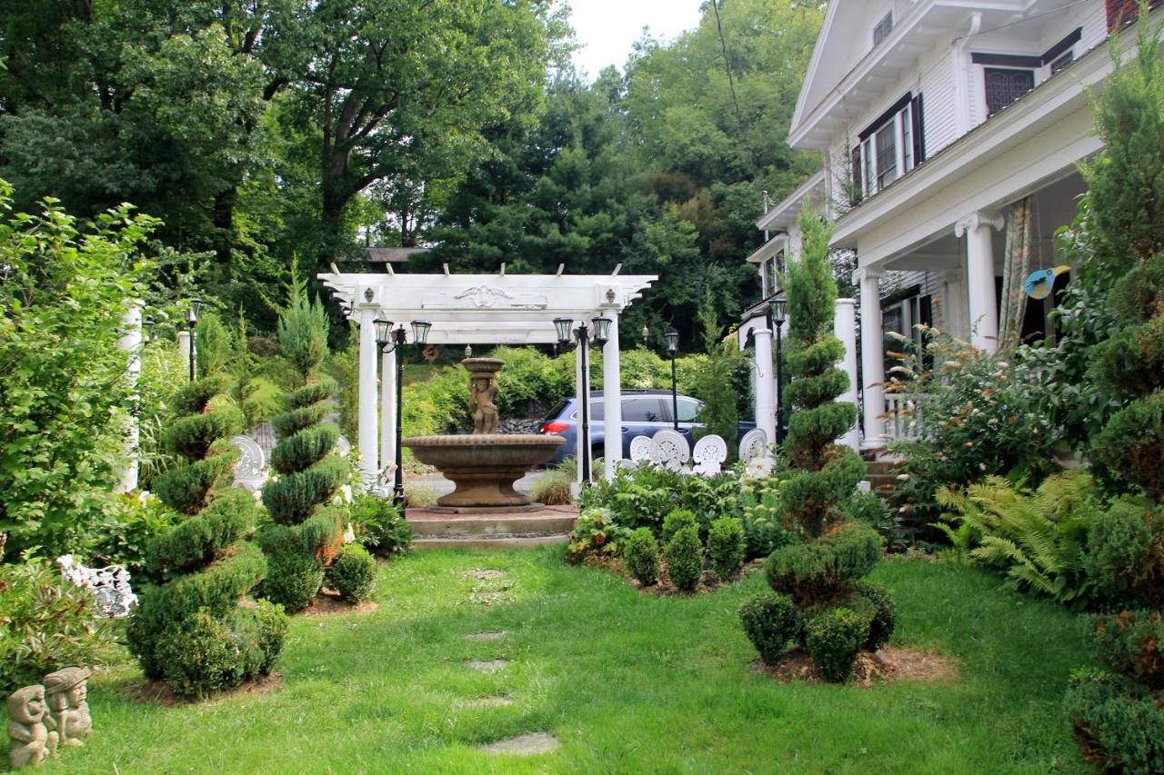 | Bluefield Inn, a Select Registry Propery