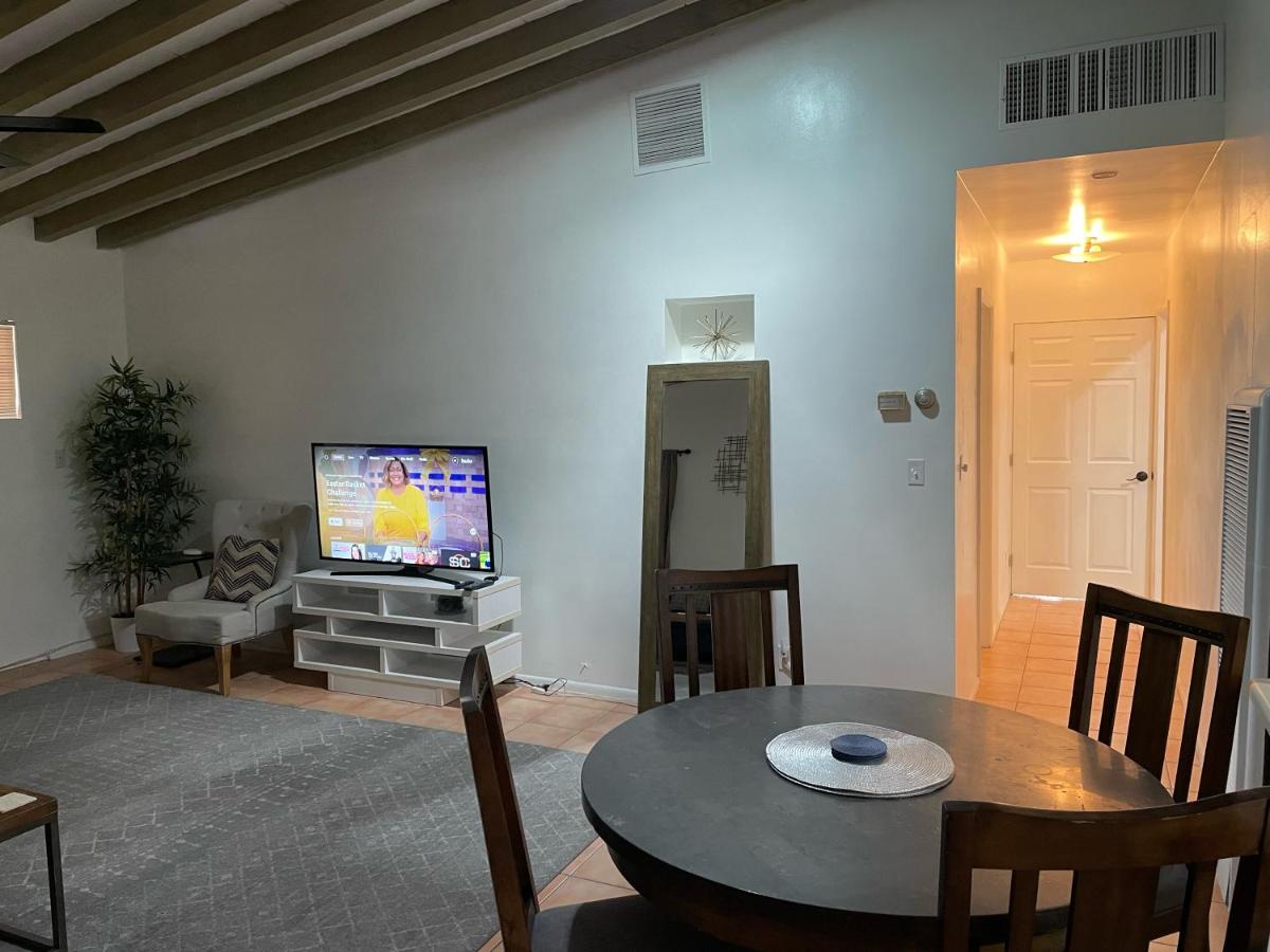 Two-Bedroom House at Float Palm Springs
