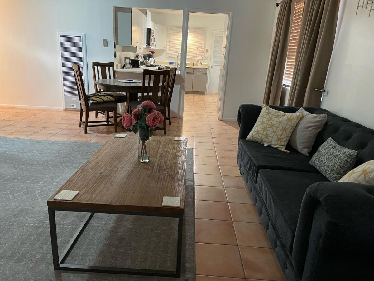 Two-Bedroom House at Float Palm Springs