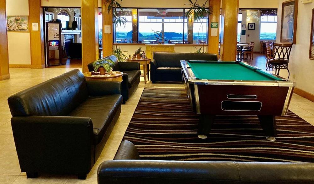  | Oceanfront Lodge