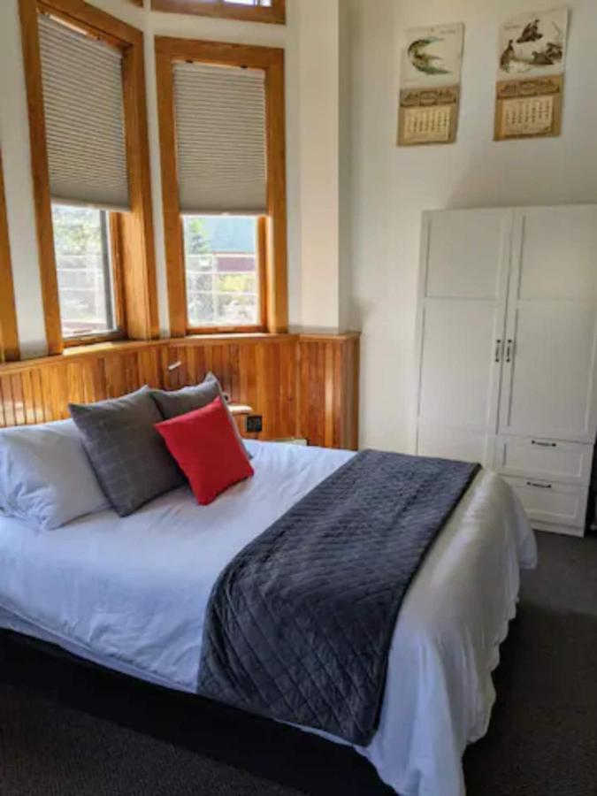 Double or Twin Room with Extra Bed at Endion Station Inn | Hotel Next to Lake Superior
