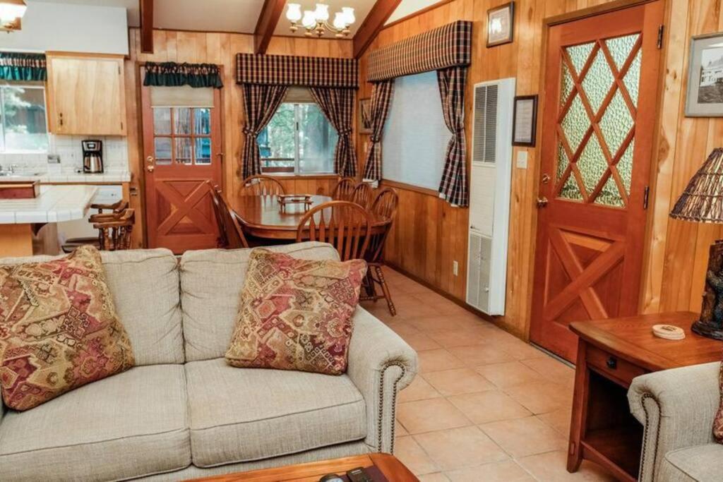 | 19B Yosemite Retreat in the Meadows