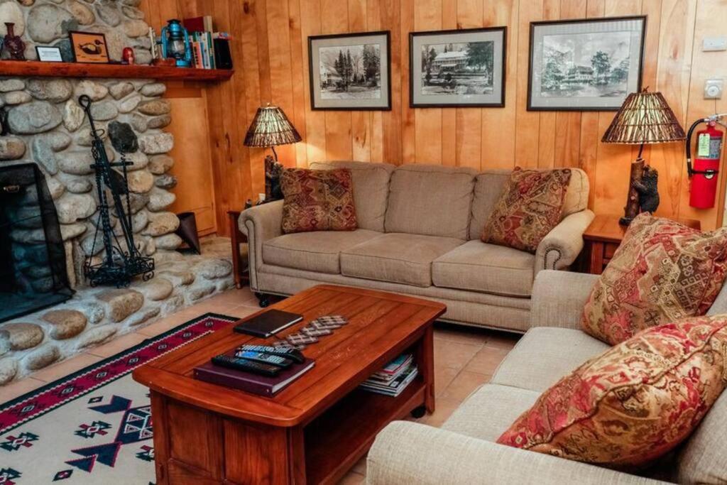 | 19B Yosemite Retreat in the Meadows