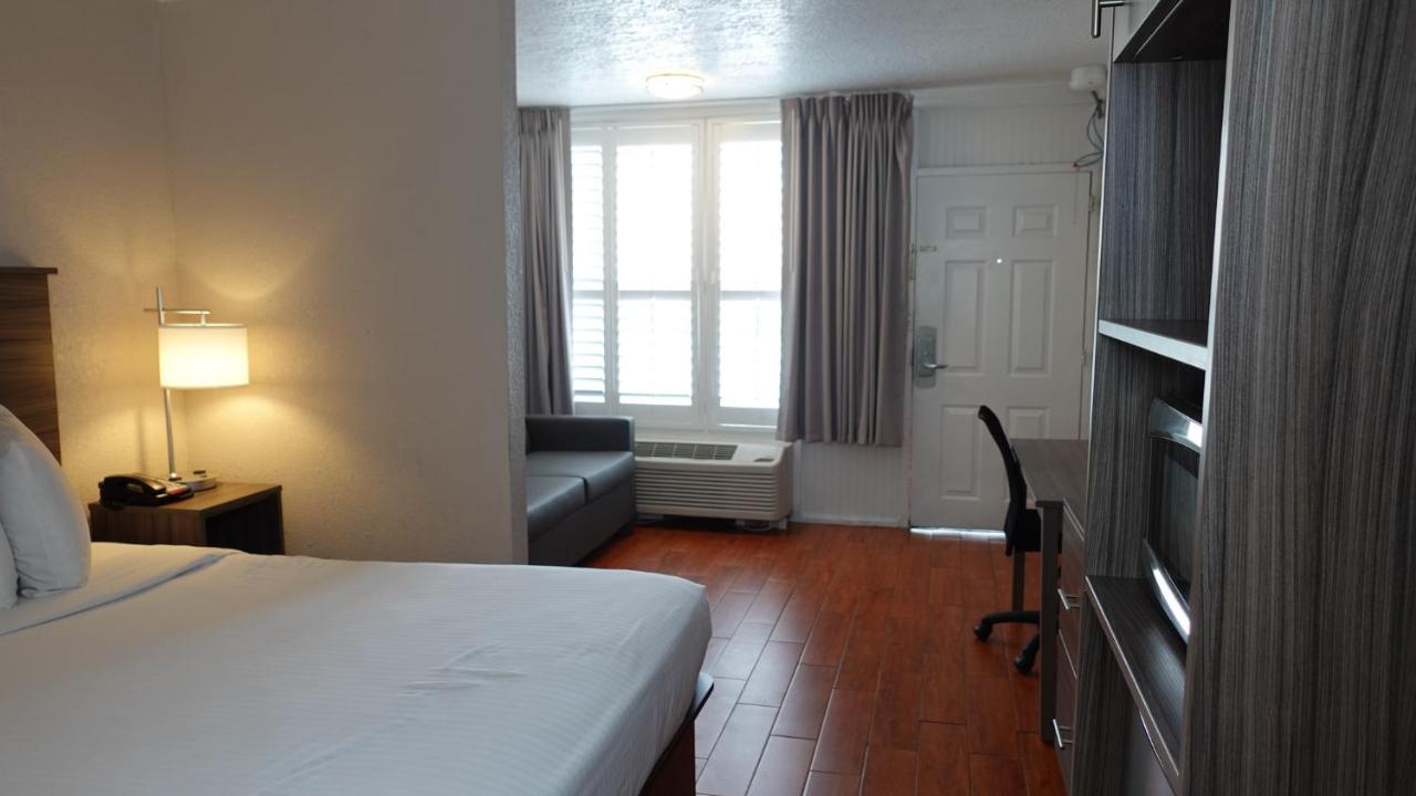 Junior Suite at Melbourne All Suites Inn near I95
