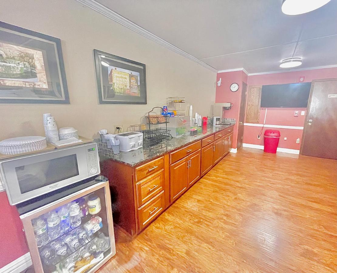 | Eureka Springs Heritage Motel