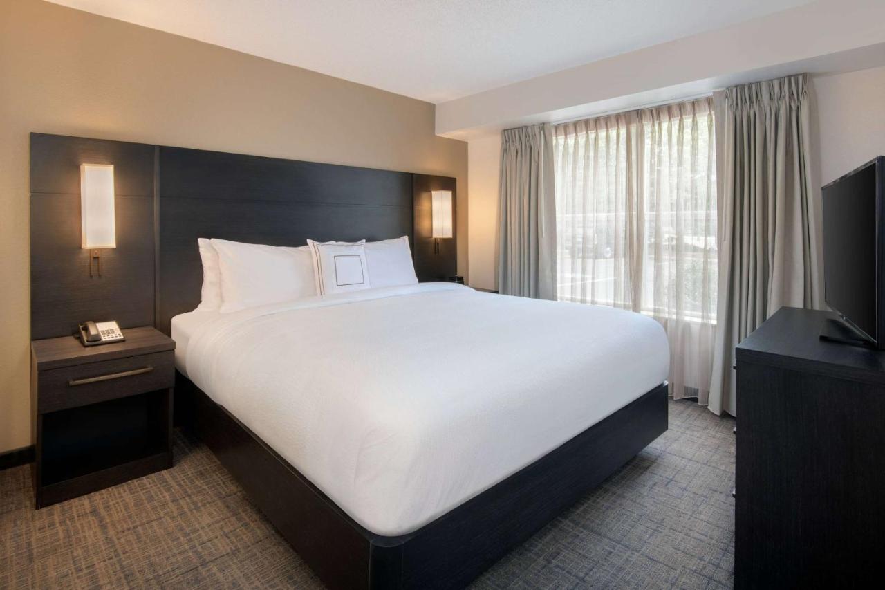 Studio Suite King at Sonesta ES Suites Atlanta Kennesaw Town Center