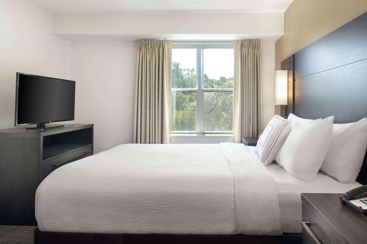 Mobility Accessible Two Bedroom Suite - Queen in Each - Roll-In Shower at Sonesta ES Suites Raleigh Cary