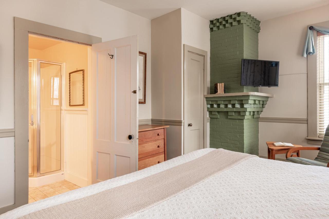  | The Norwich Inn