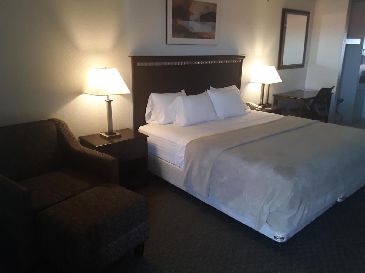 | Italy Inn