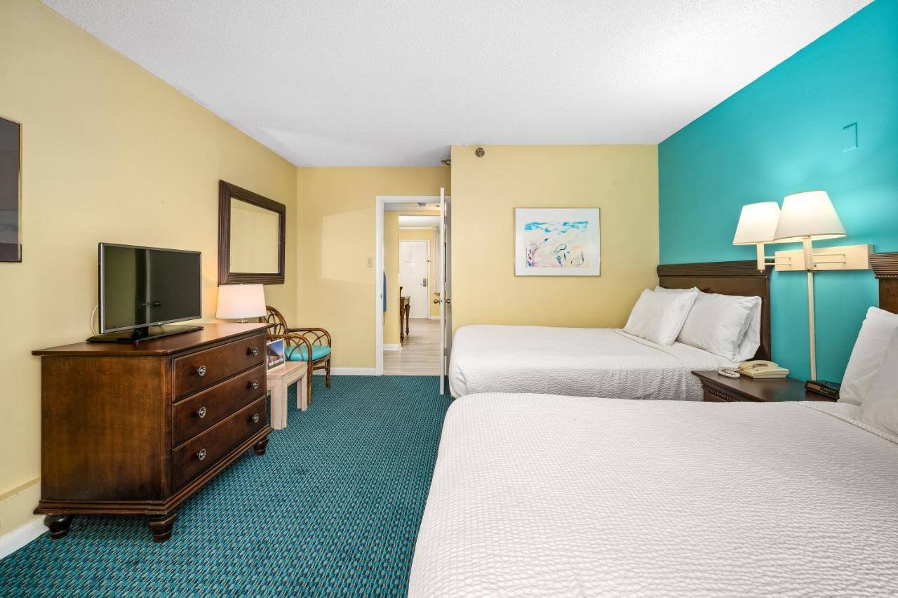 Standard Double Suite at Cayman Suites Hotel