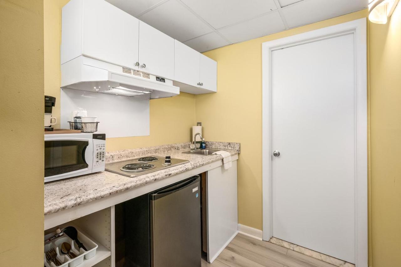 King Suite at Cayman Suites Hotel