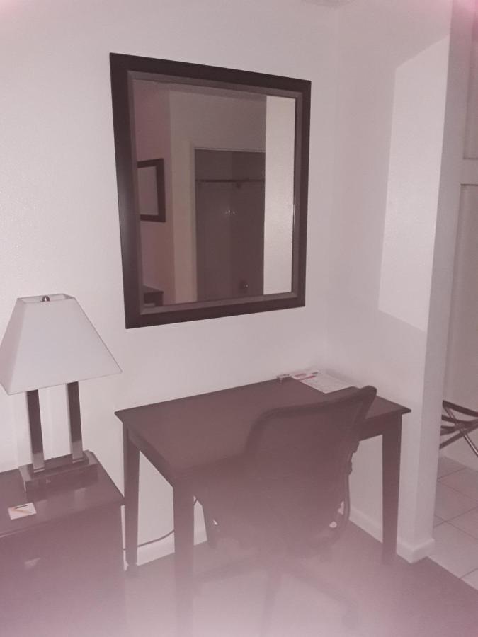 | Italy Inn