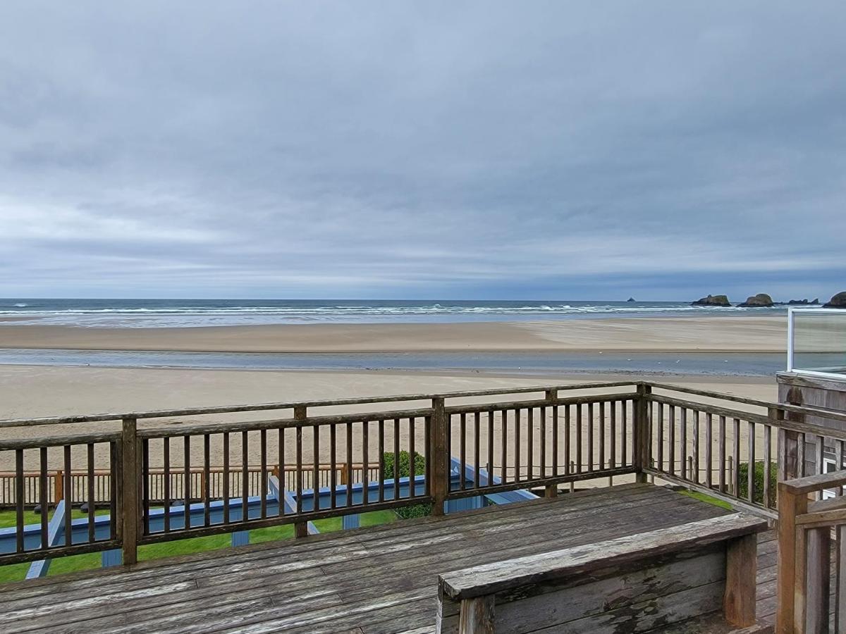 Argonauta Beach Front Cottage at The Waves