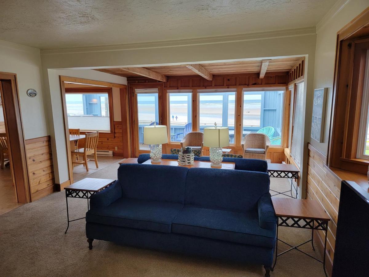 Argonauta Beach Front Cottage at The Waves