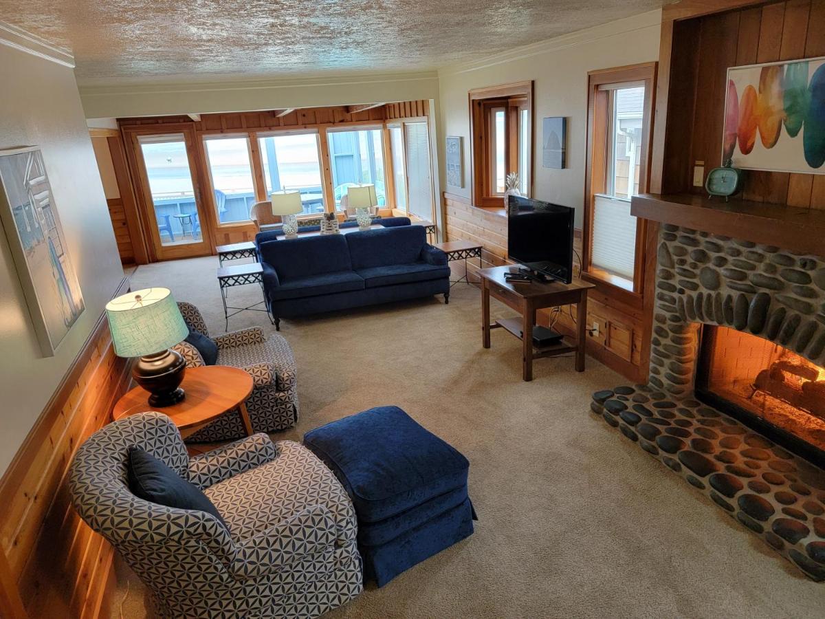 Argonauta Beach Front Cottage at The Waves
