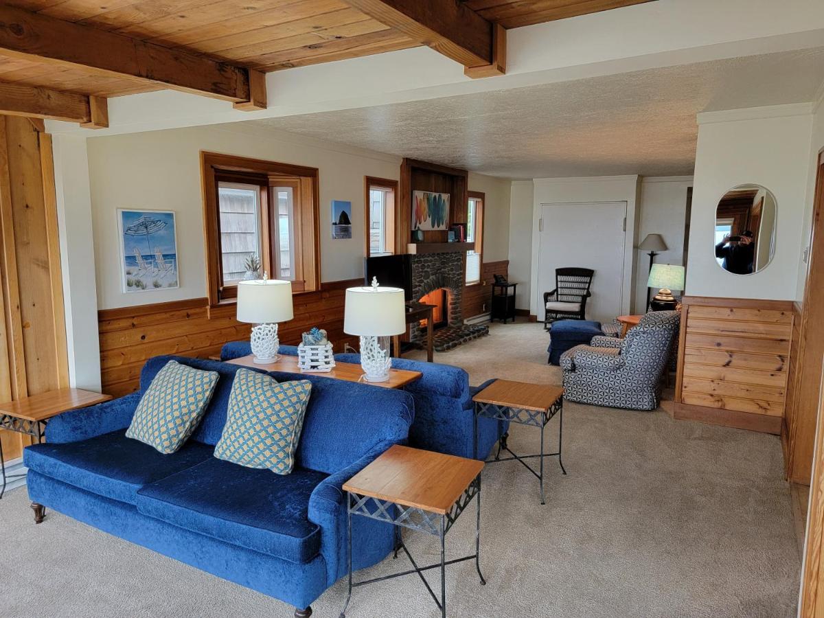 Argonauta Beach Front Cottage at The Waves
