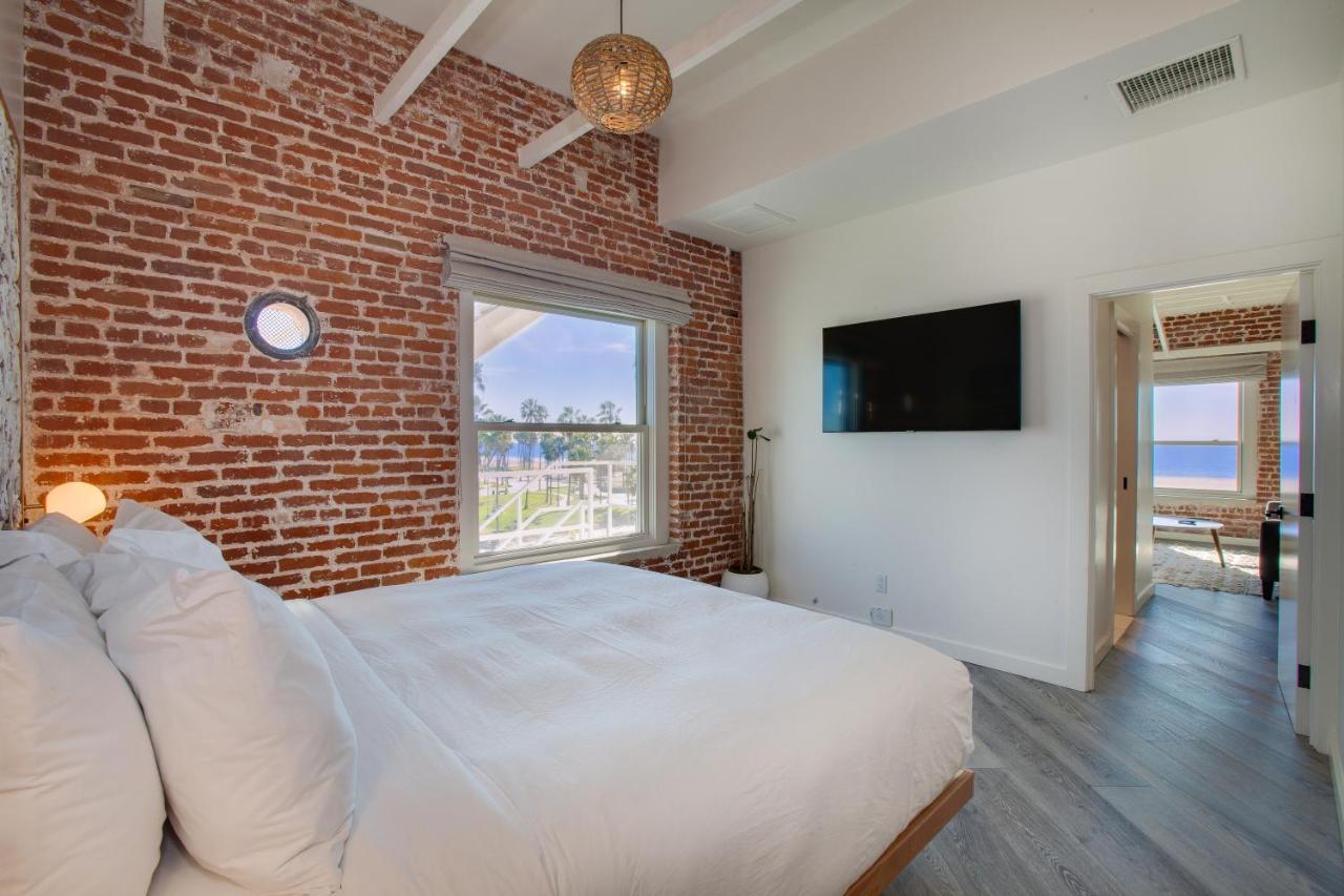 | Venice V Hotel