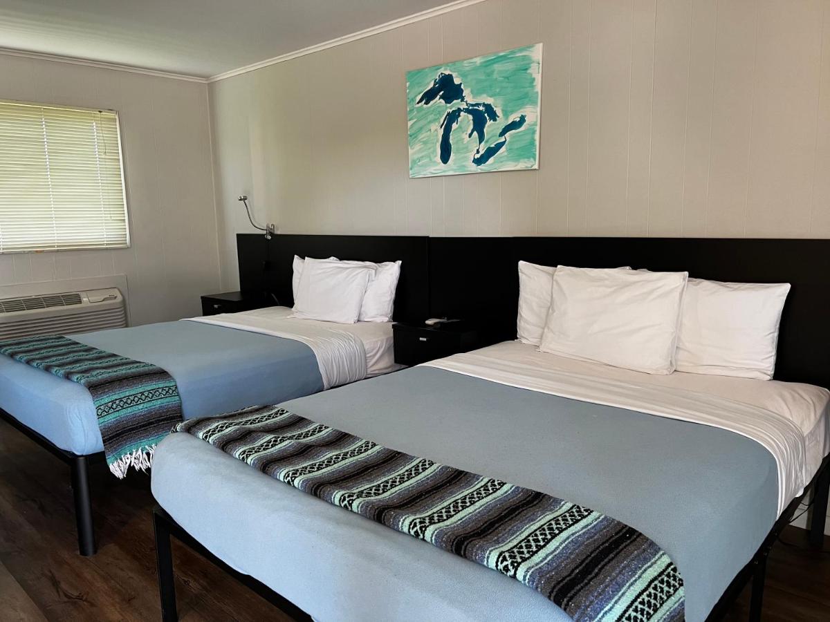  | The Cedar Motel