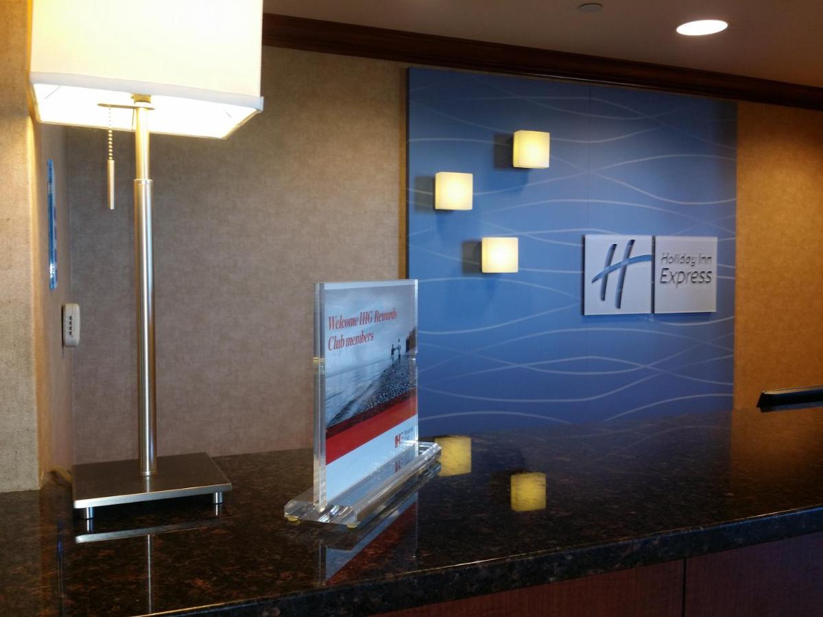 | Holiday Inn Express Hotel & Suites Richland