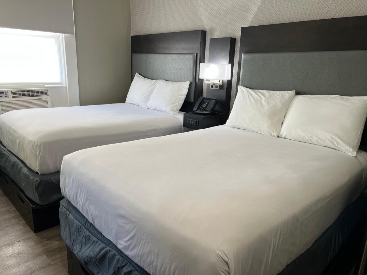Deluxe Double Suite with Two Double Beds - Non-Smoking at Super 8 by Wyndham San Francisco/Union Square Area