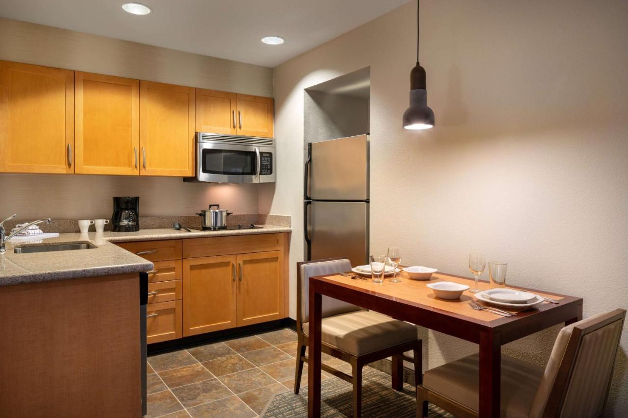 Mobility Accessible Studio Suite King Tub at Sonesta ES Suites Tempe