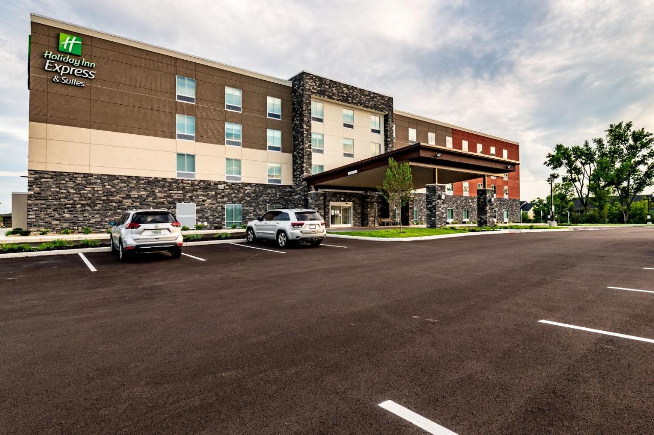  | Holiday Inn Express & Suites - Dayton East - Beavercreek