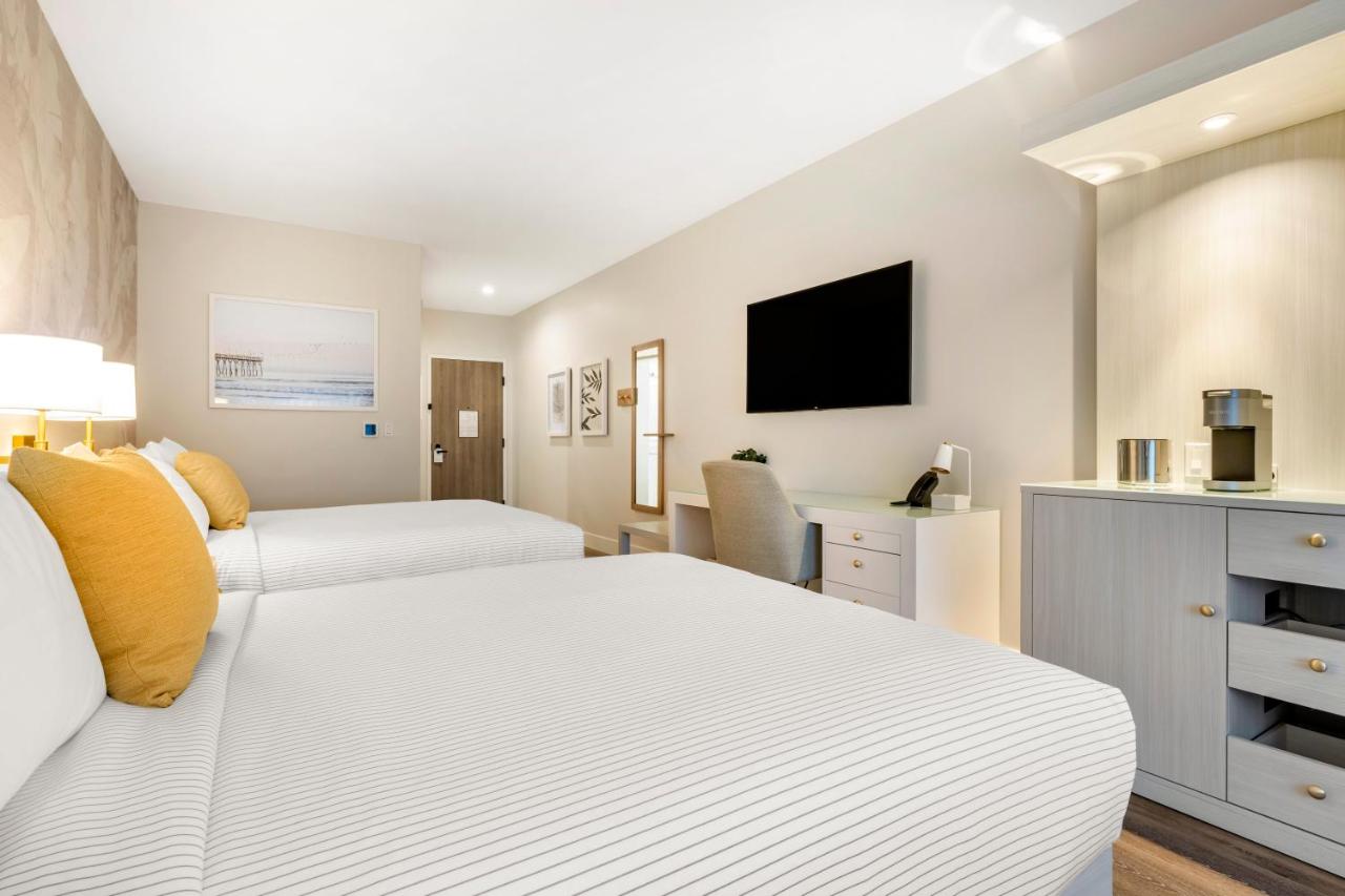 Standard Queen Room with Two Queen Beds - Non Smoking at Cambria Hotel Calabasas