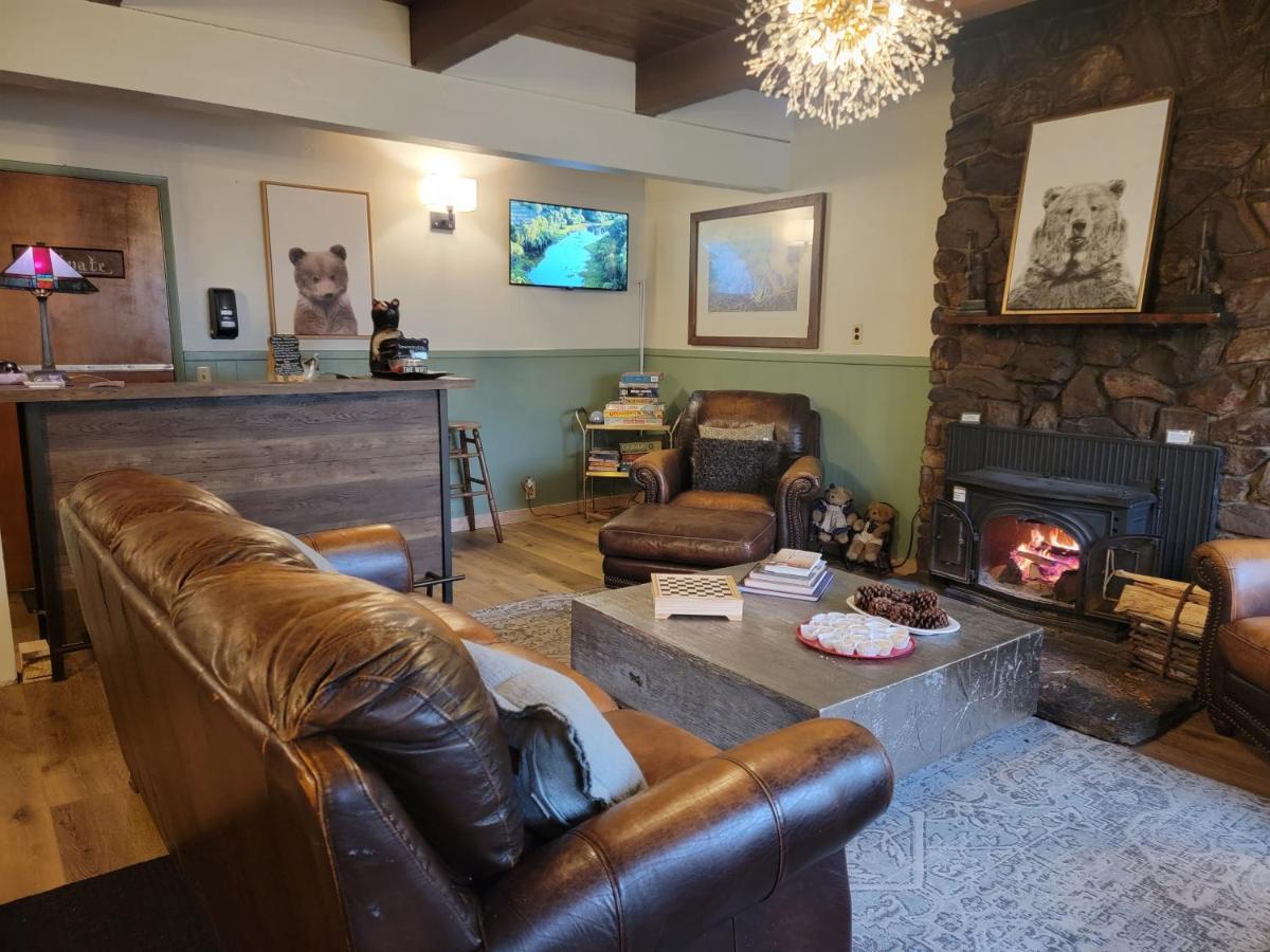  | Cinnamon Bear Inn