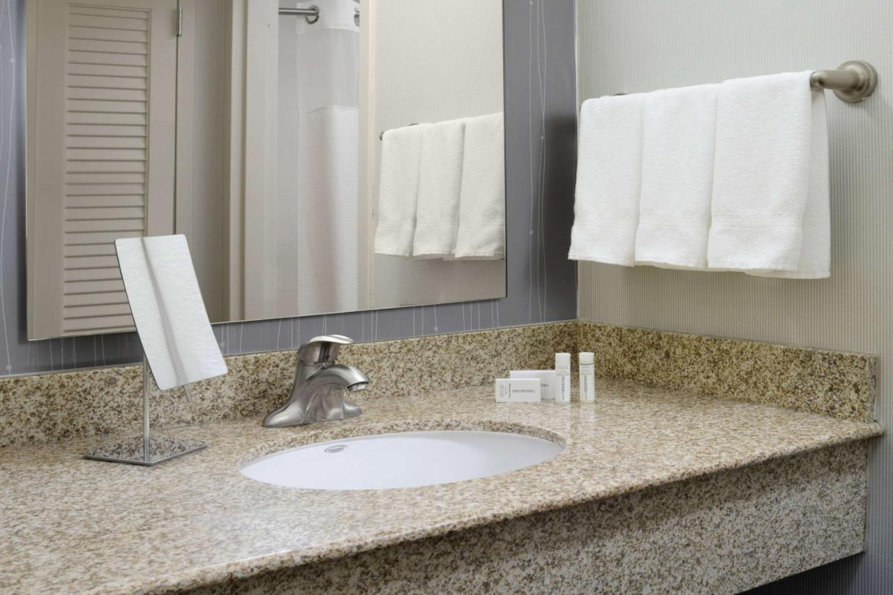 Queen Room with Two Queen Beds at Sonesta Select Dallas Central Expressway