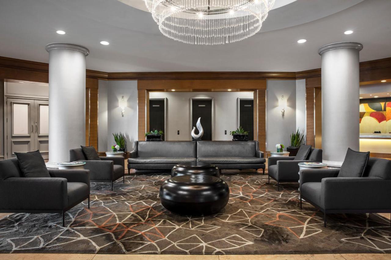 | Hyatt Regency Birmingham - The Wynfrey Hotel