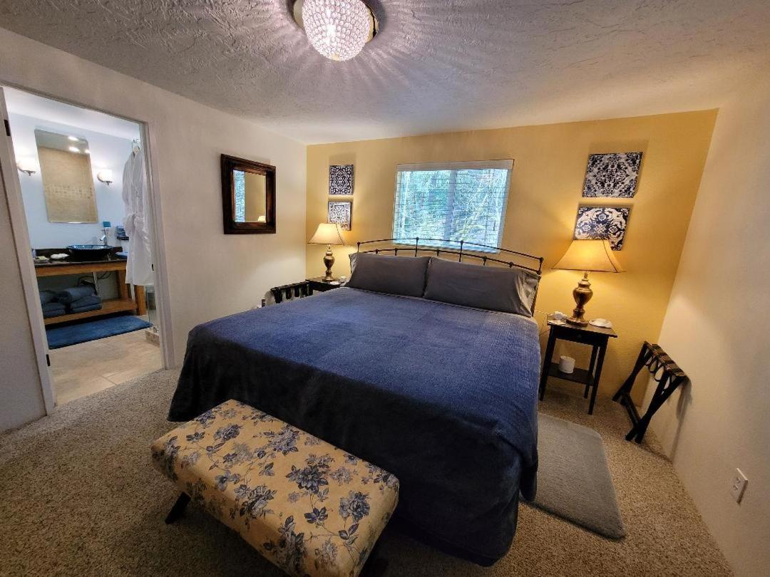 | Misty Valley Inn