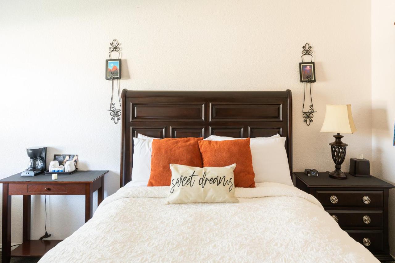 | Whispering Creek Bed & Breakfast