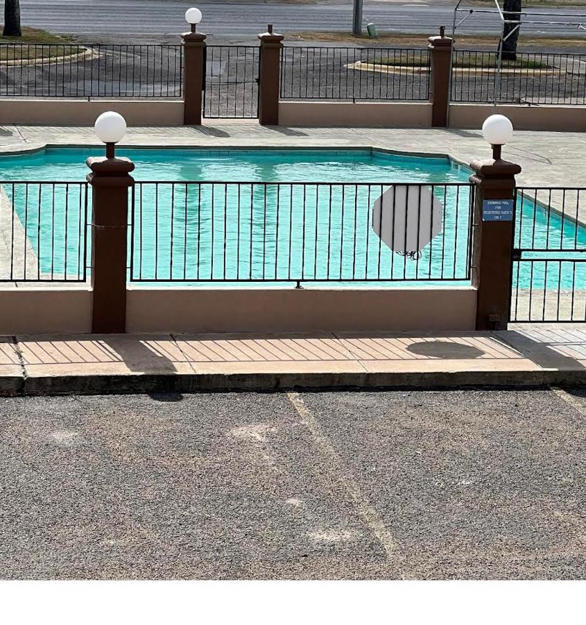 | Executive Inn Mercedes Weslaco