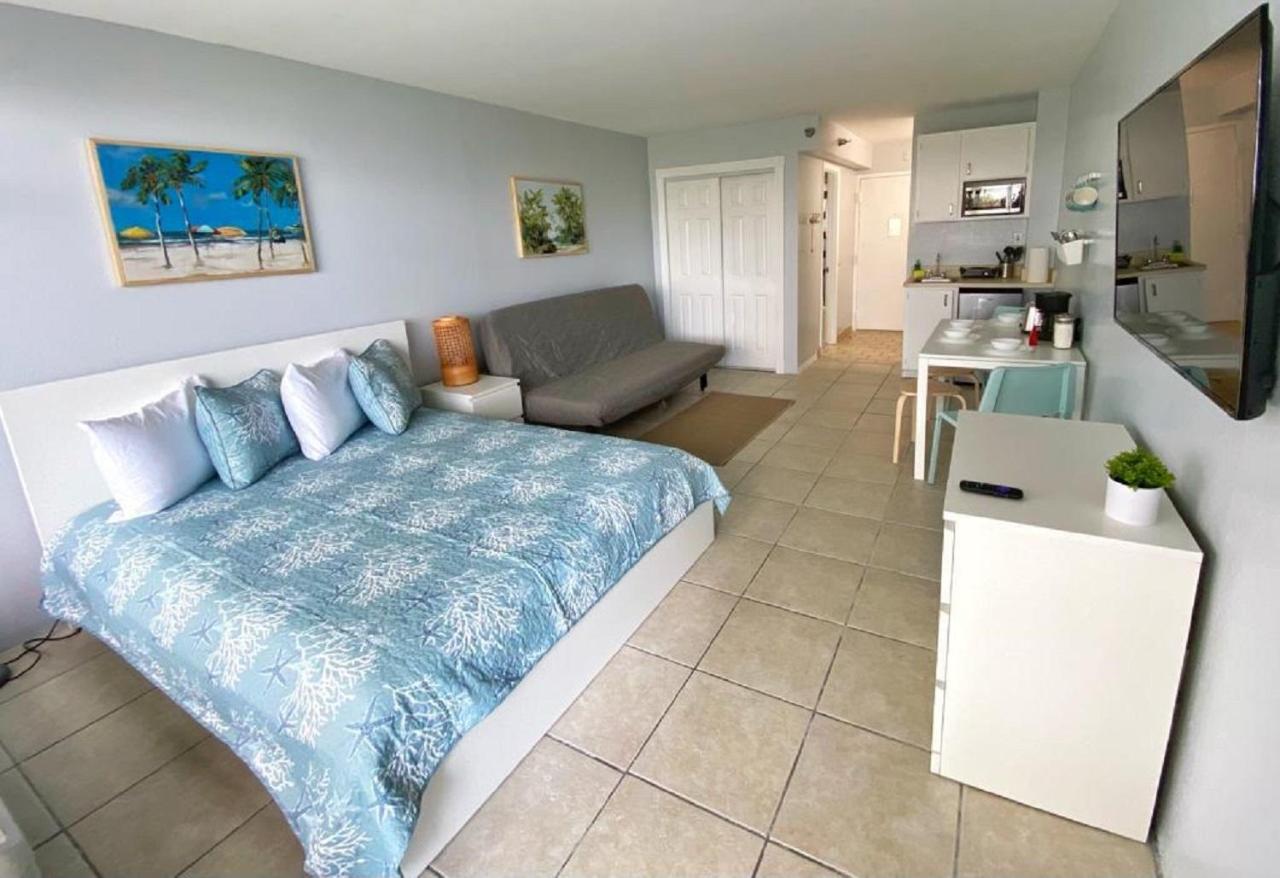  | Castaways Resort Studios