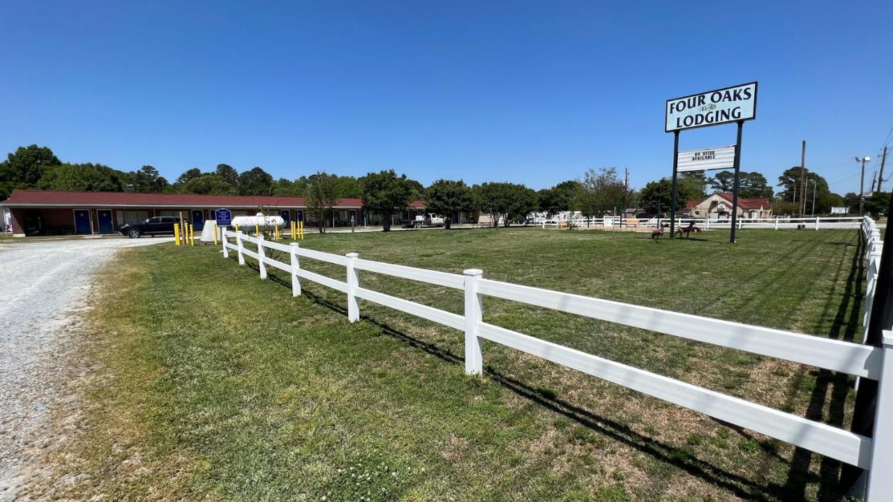  | Four Oaks Lodging