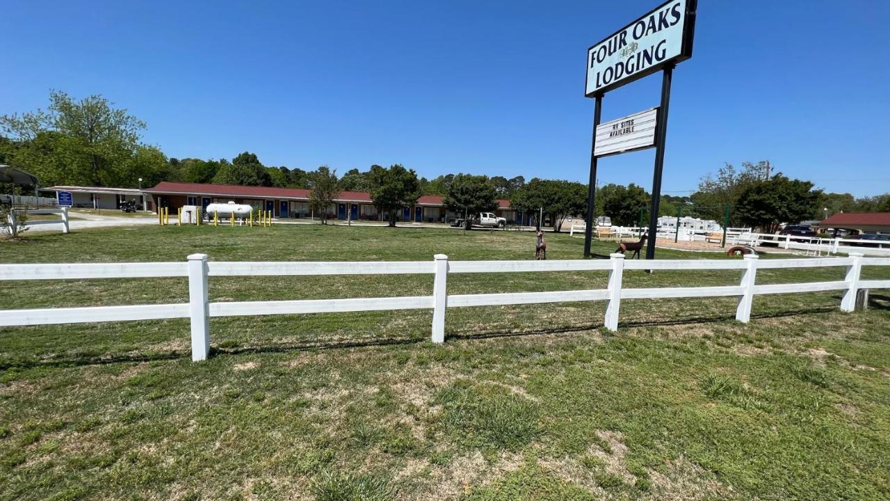  | Four Oaks Lodging