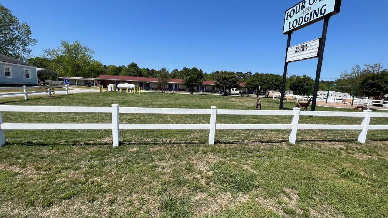  | Four Oaks Lodging