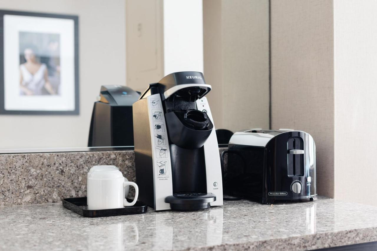 | 2500 Penn, a Placemakr Experience