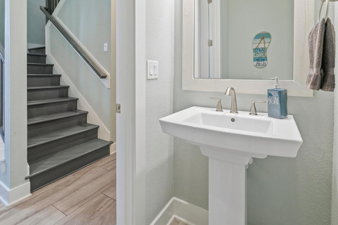 | New! Octopi the Beach - Luxury home steps to beach