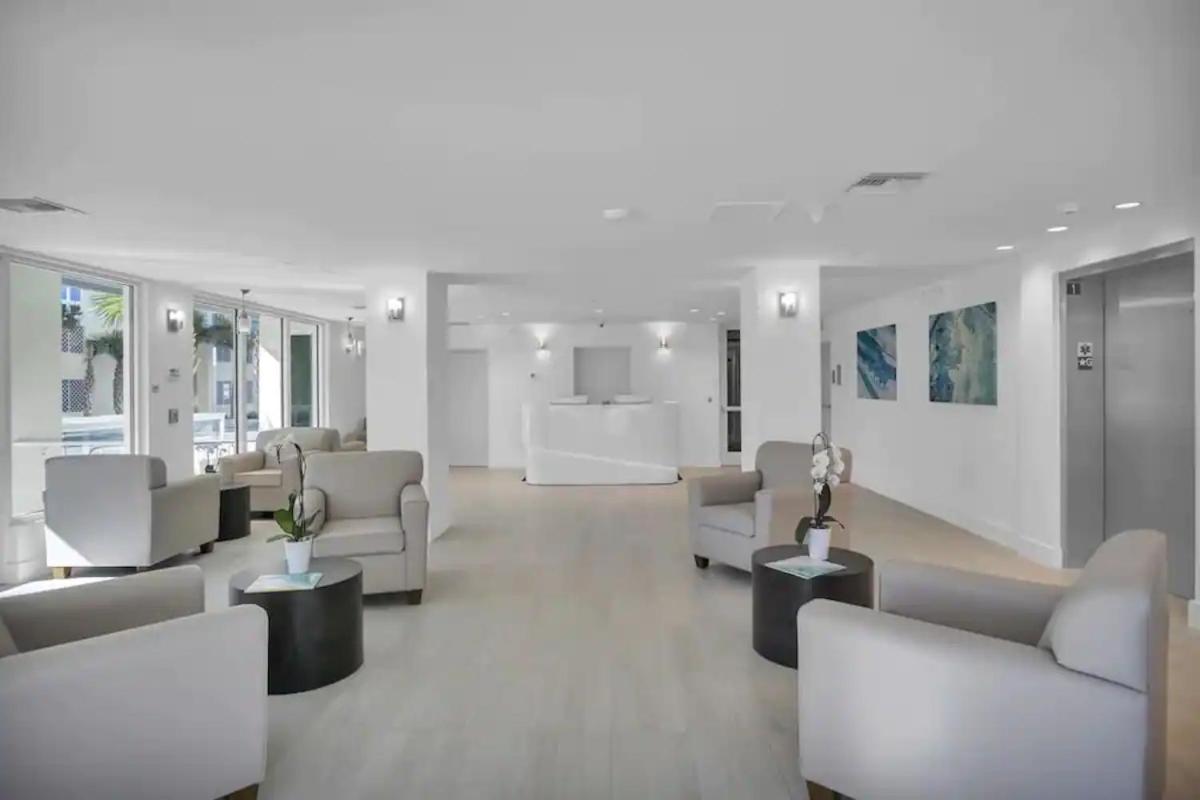 | The Avalon Club