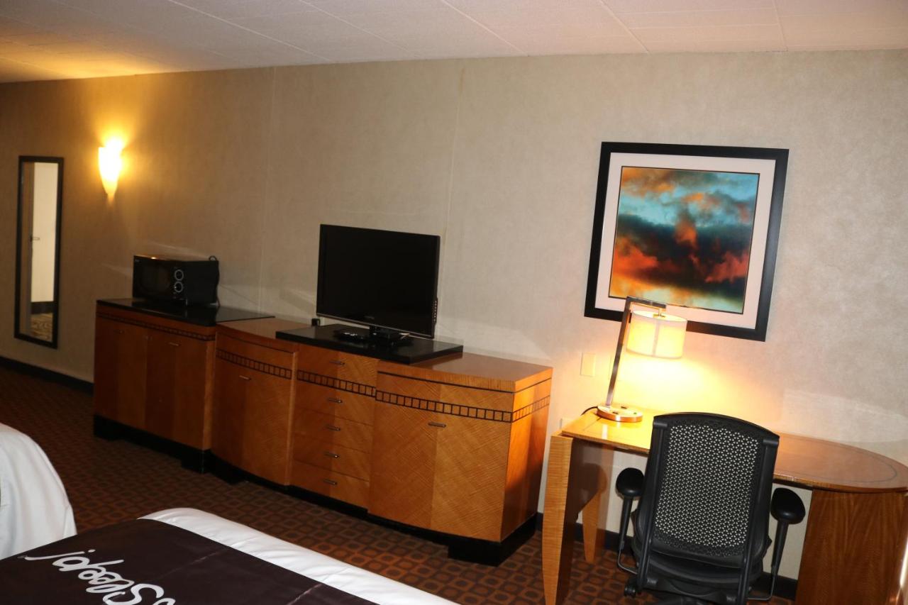 Double Room - Disability Access at Bradley Inn