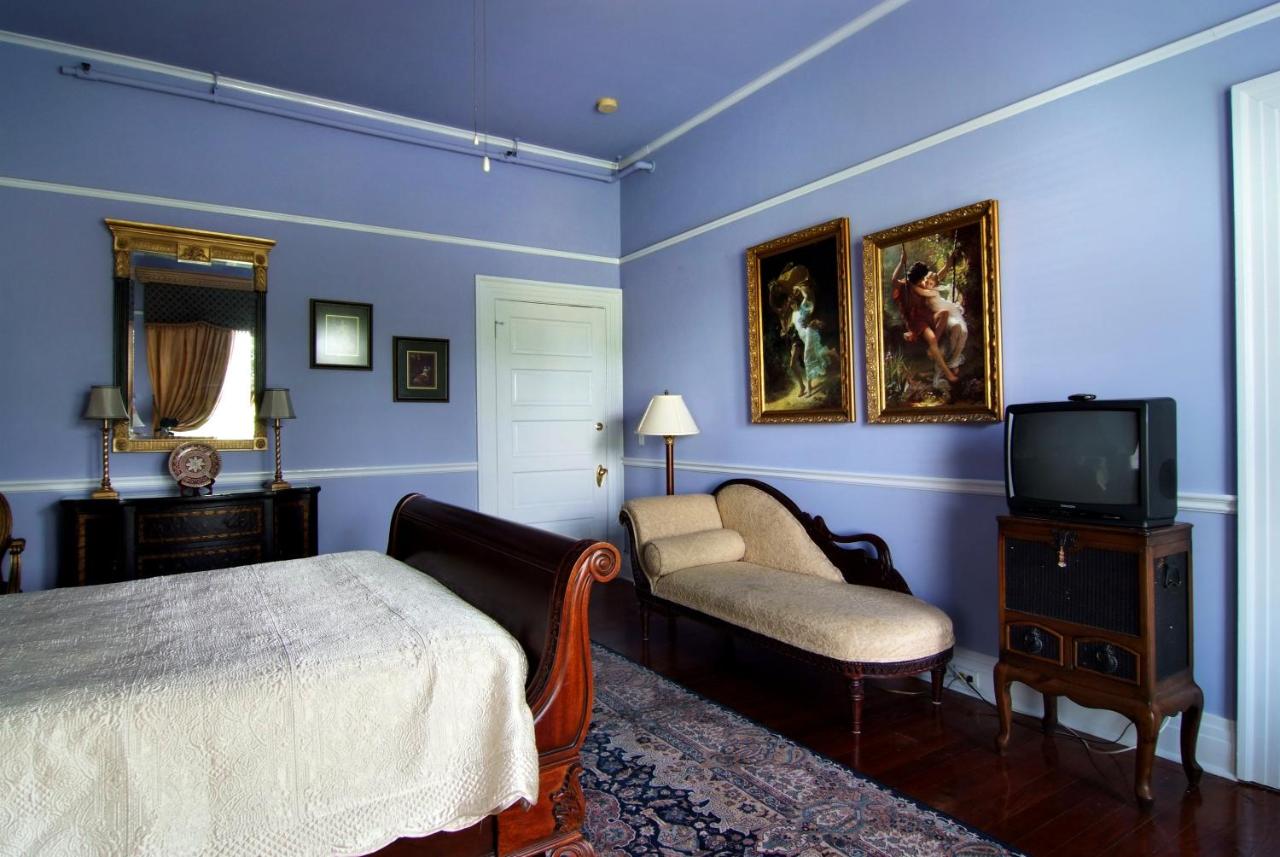 | Historic Michabelle Inn