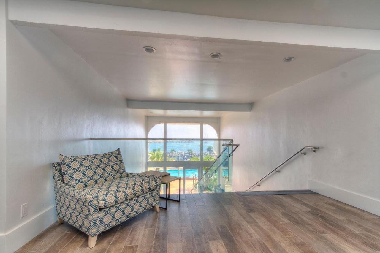  | Oceanside Marina Suites - A Waterfront Hotel