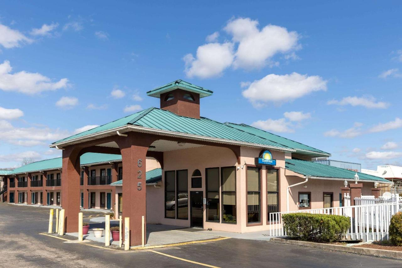 | Days Inn by Wyndham Jackson