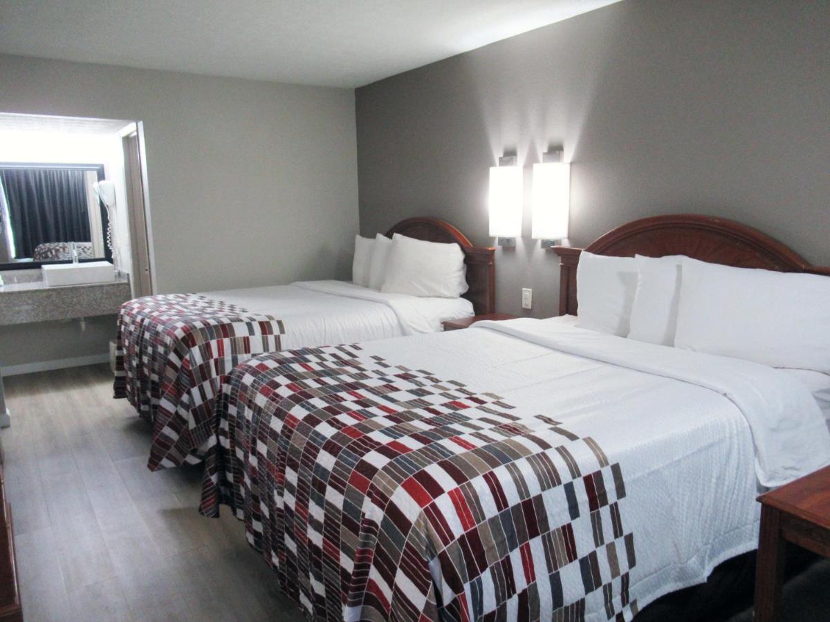 Deluxe Queen Room with Two Queen Beds Non-Smoking at Red Roof Inn Walton - Richwood