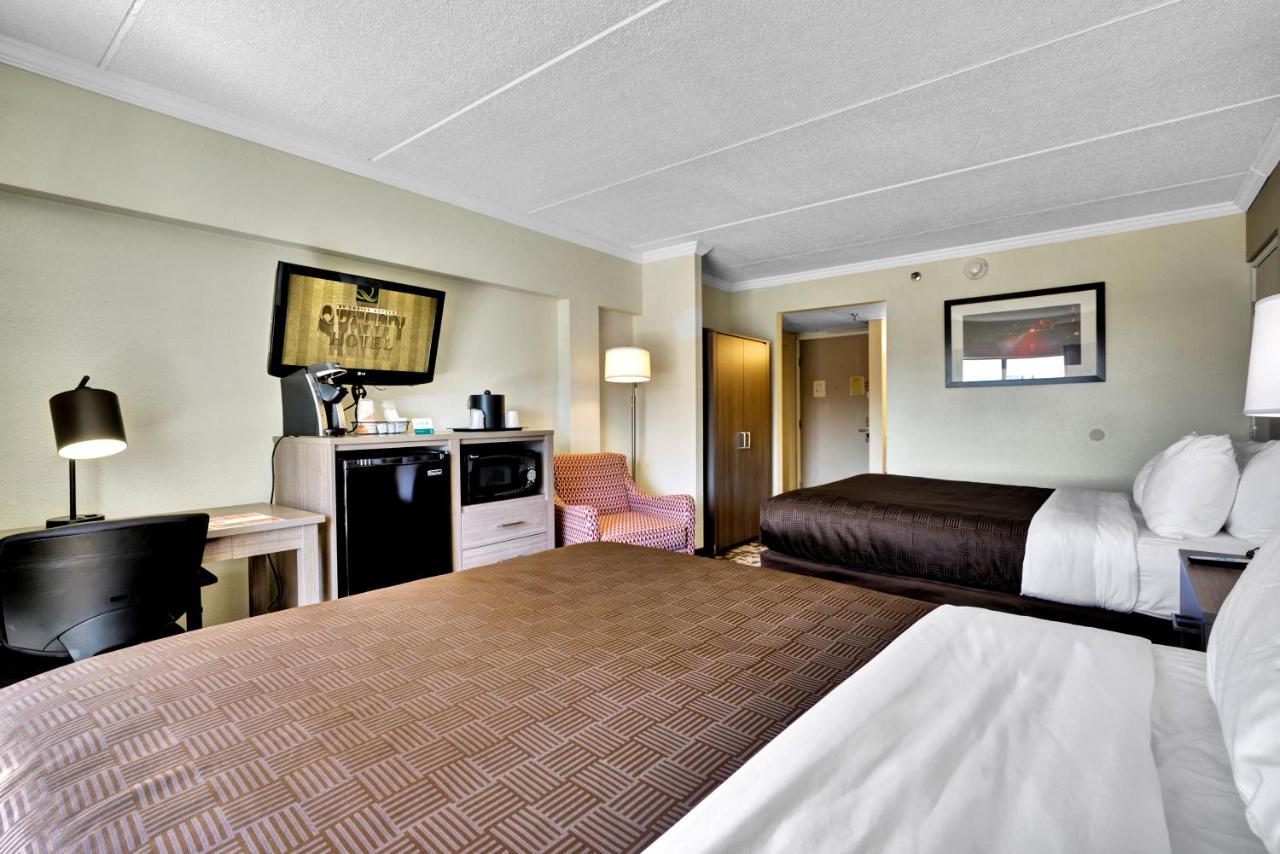 Suite with Two Queen Beds - Accessible/Non-Smoking at Quality Hotel & Suites At The Falls