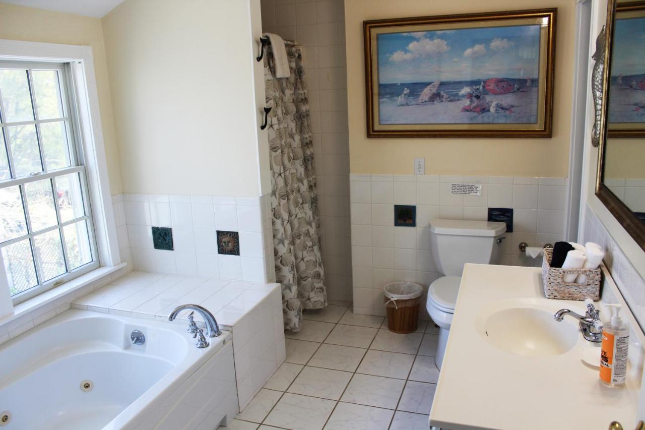 | West Tisbury Inn