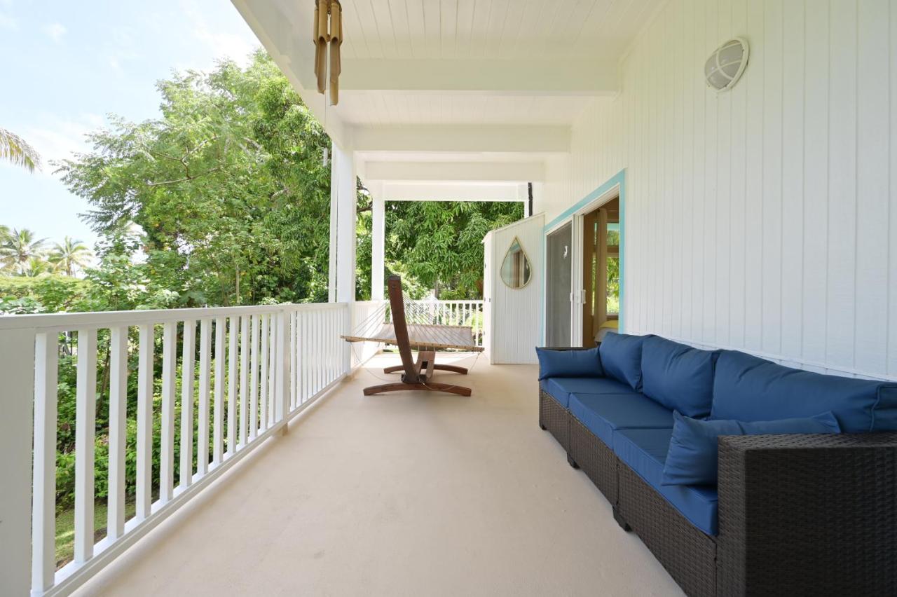 | Peaceful Kehena Beach Treehouse Villa w/ Star Deck