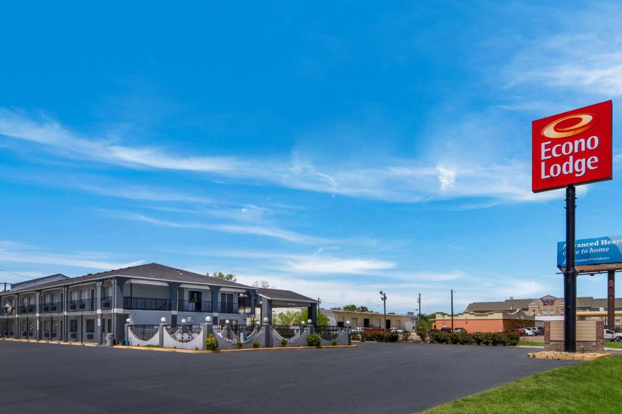 | Econo Lodge Waco North I-35
